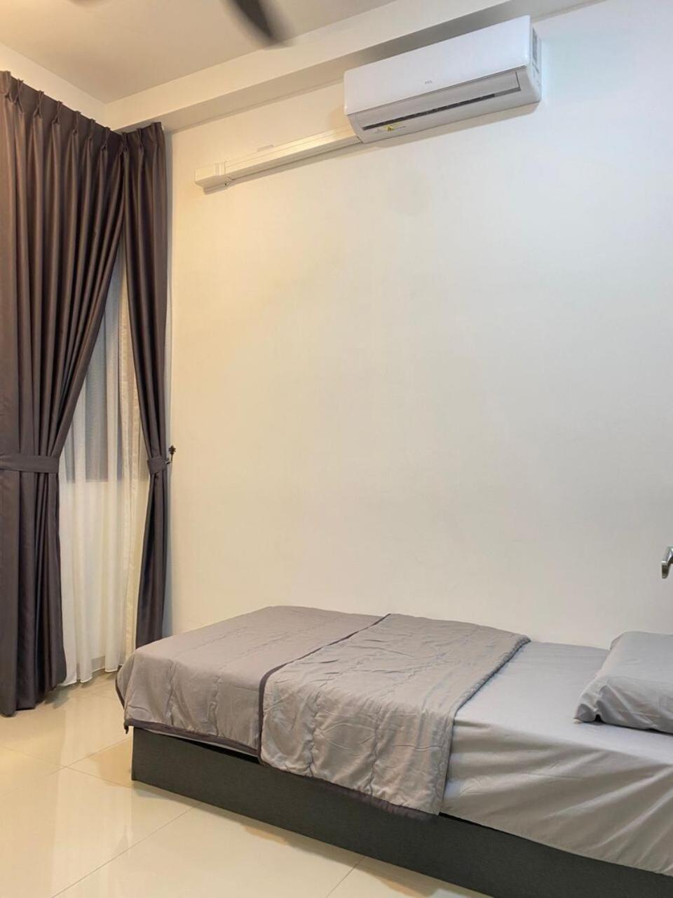 Mj Homestay 99 Batu Caves Kl North 99Residence 3R2B Kuala Lumpur Extérieur photo